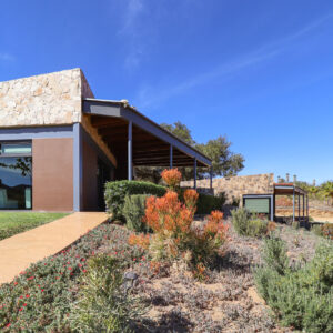 Fachada exterior de la Deluxe Junior Room en Parra del Valle, Valle de Guadalupe